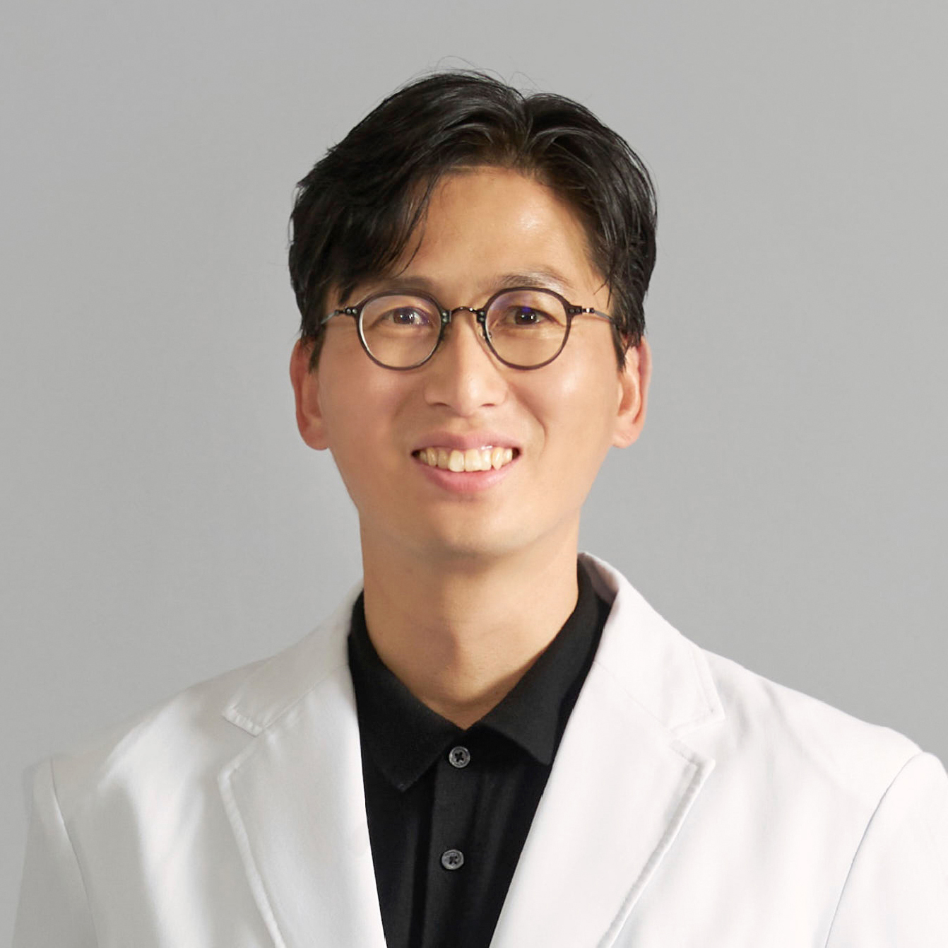 김연환 교수, 유리피판술 1,000례 달성