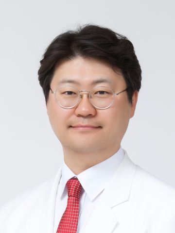“비뇨기암은 느리고 순한 착한 암이 아니라 고약한 암”