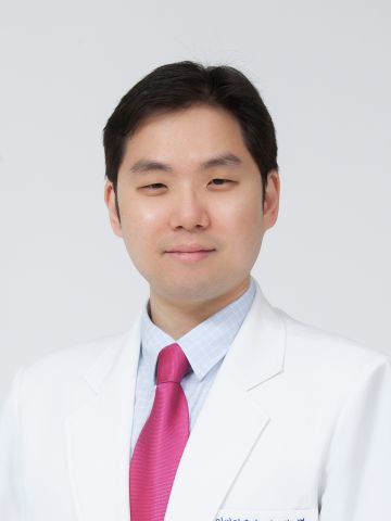 잘 낫지 않는 입병, 구내염 아닌 암?...‘이 증상’ 확인해야