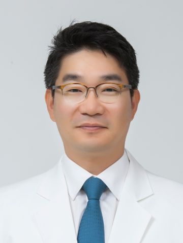 뱃속 아이 건강한데도, 서른일곱 엄마는 걱정이 병 이네요