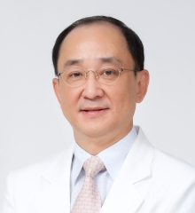 이 오 영